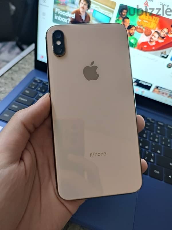 iphone Xs max 256 Gold 3