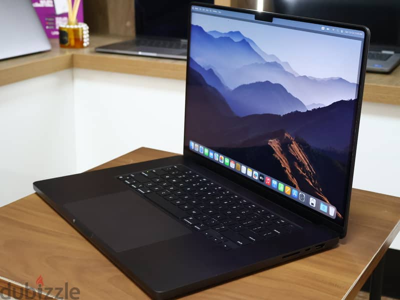 Macbook pro 16inch M3pro 3