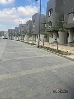 Duplex for sale 271m Etapa Compound, fully finished with AC, immediate delivery 1