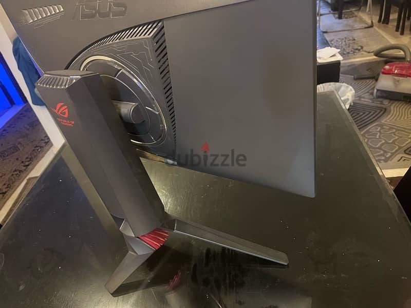 Asus rog 258q 240 hz fhd 6