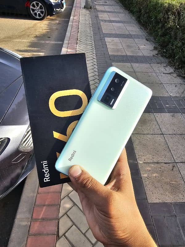 Xiaomi PocoF5 pro 256/12 كسر زيرو وتربروف بكل مشتملاته حاله و لون نادر 0