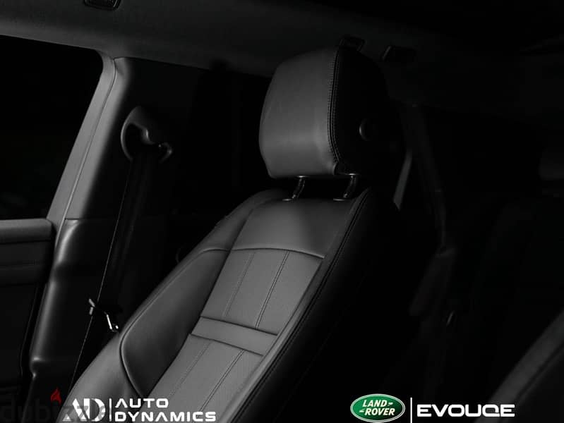 2023 Range Rover Evoque SE P-300e 16