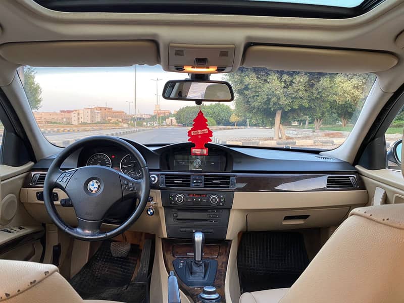 Bmw E90 320 فابريكا بالكامل 5