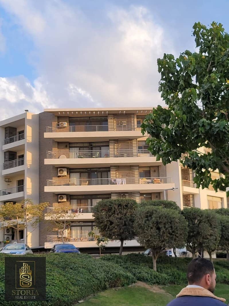 Apartment for sale directly in front of the airport on Suez Road, with a down payment of 1,200,000 and installments over 8 years without any interest. 7