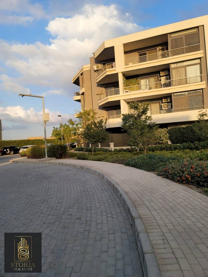 Apartment for sale directly in front of the airport on Suez Road, with a down payment of 1,200,000 and installments over 8 years without any interest. 9