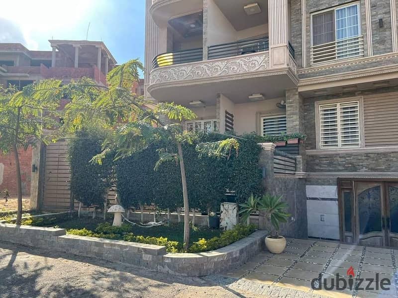 For sale, an apartment of 237 square meters, Al Narges Villas, next to Tulip Club, super deluxe, with kitchen and dressing room 1