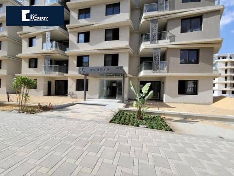 Resale apartment Ready to move  at the old price in Badya Palm Hills October Compound ,prime location 3