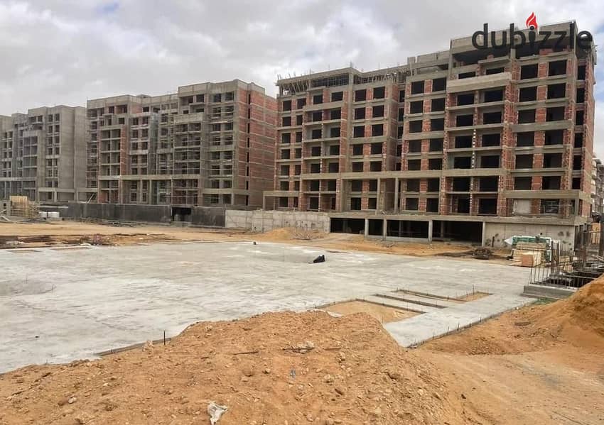 Apartment for sale in the Diplomatic District at a price of 9,000 per square meter in the first Emirati compound in the NEW  capital in Compound Resid 8