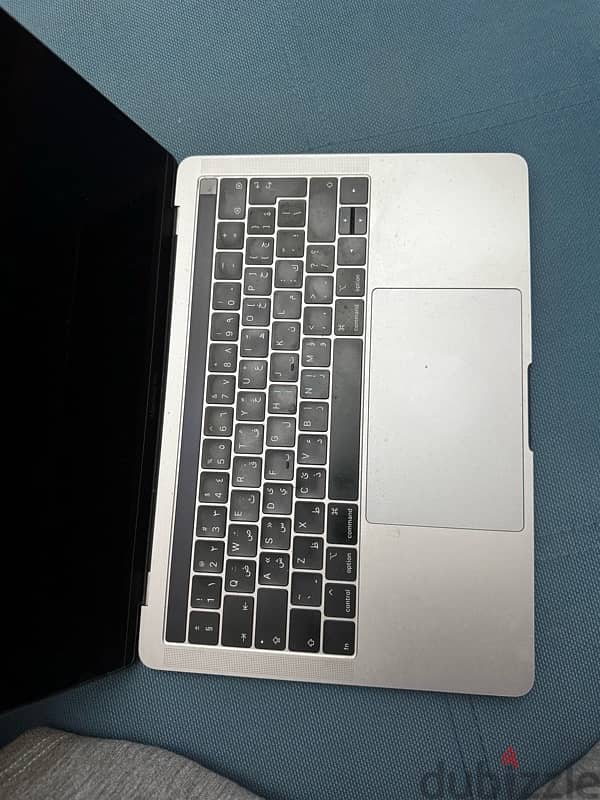 apple macbook pro 13’’ 3