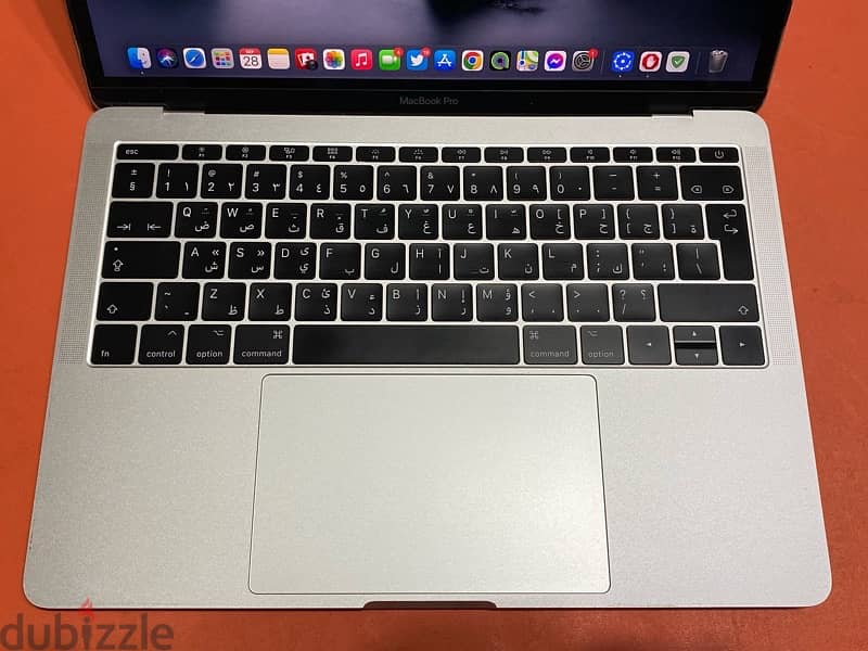 macbook pro 13” 256 gb 2017 3