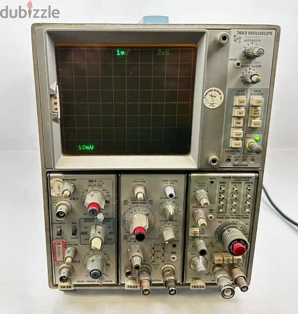 oscilloscope Tektronix 4 channels 100Mhz 7