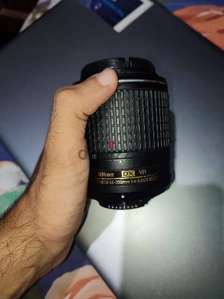 Nikon Lens (AF-S DX Zoom-NIKKOR 55-200mm 1:4-5.6G ED 7