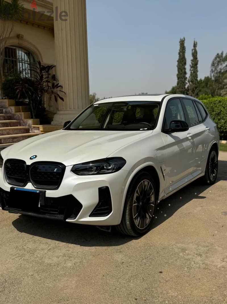 BMW IX3 2024 1