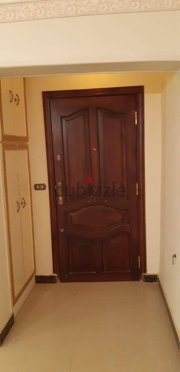 160m apt 1st floor, 3 bedrooms, Oak kitchen, Tagamoo, price deducted 18