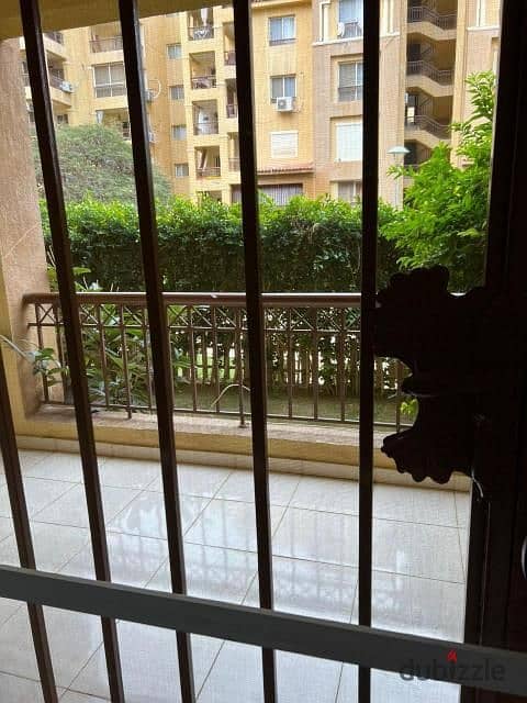 Apartment for sale in Madinaty, 189 m view Garden B1 7