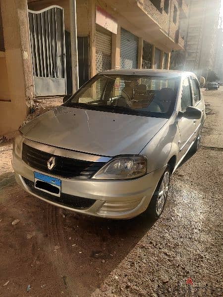 Renault Logan 2010 1