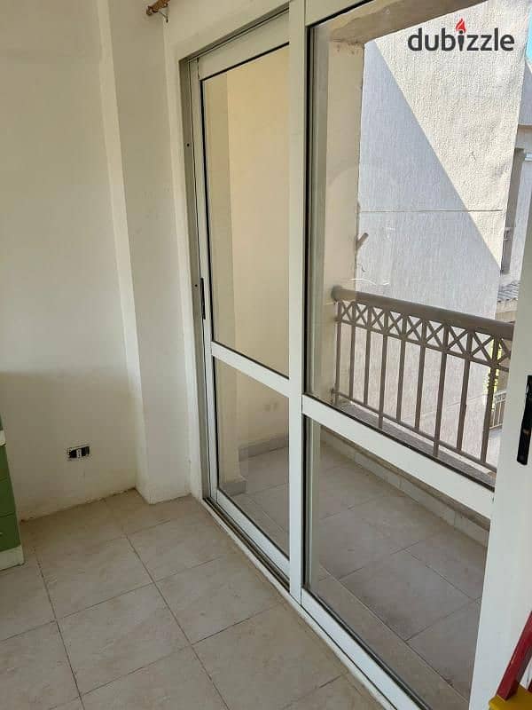 Apartment for sale at a fantastic price in Madinaty, 175 m, View Street B2 2