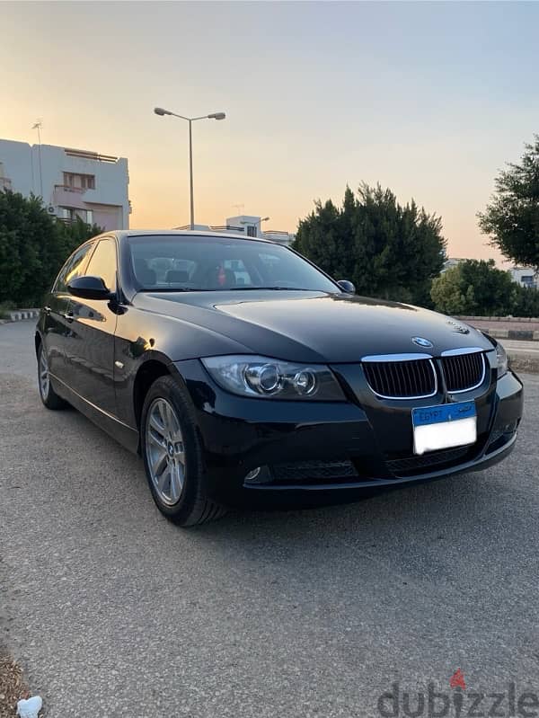 Bmw E90 320 فابريكا بالكامل 2