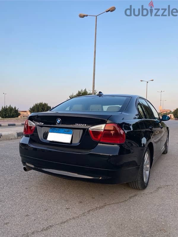 Bmw E90 320 فابريكا بالكامل 9