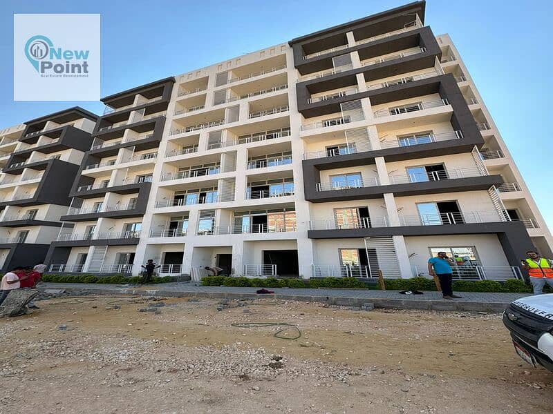 With a down payment of 765 thousand, own a distinctive 170-square-meter apartment close to the villas area in the R7 area in the Administrative Capita 9