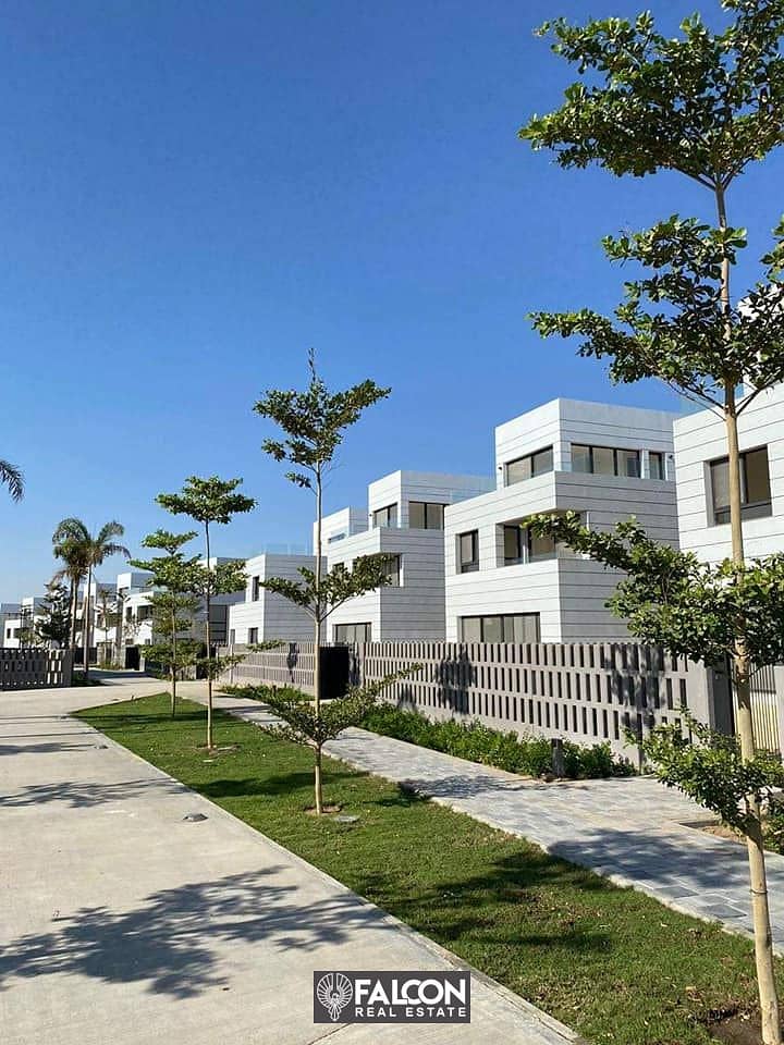 For only 1.5 million down payment, a 200-meter villa for sale in Al Burouj Compound 9