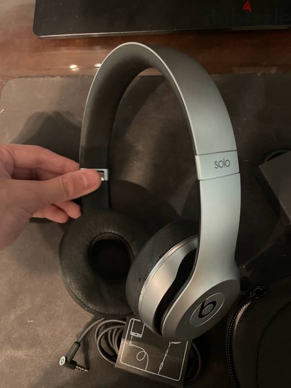 beats solo wireless 1