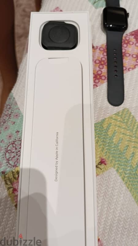 apple watch series 8 41mm used like new 3