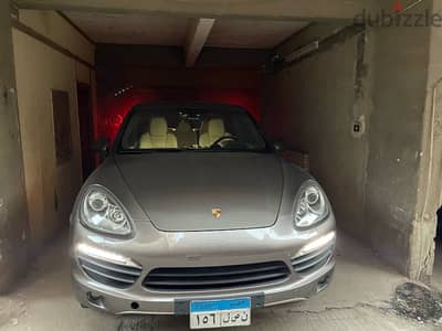 Porsche Cayenne 2011 the only car below 100K kilometer