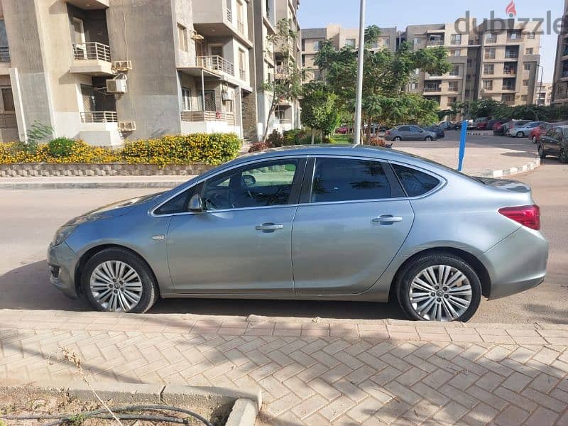 Opel Astra Cosmo 2014 11