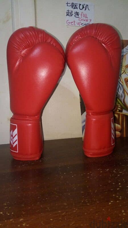 classic red boxing gloves 1