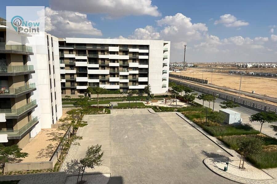 For sale, a fully finished two-bedroom apartment in a distinguished compound in front of the International Medical Center in El Shorouk 7