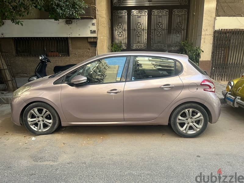 Peugeot 208 2013 2