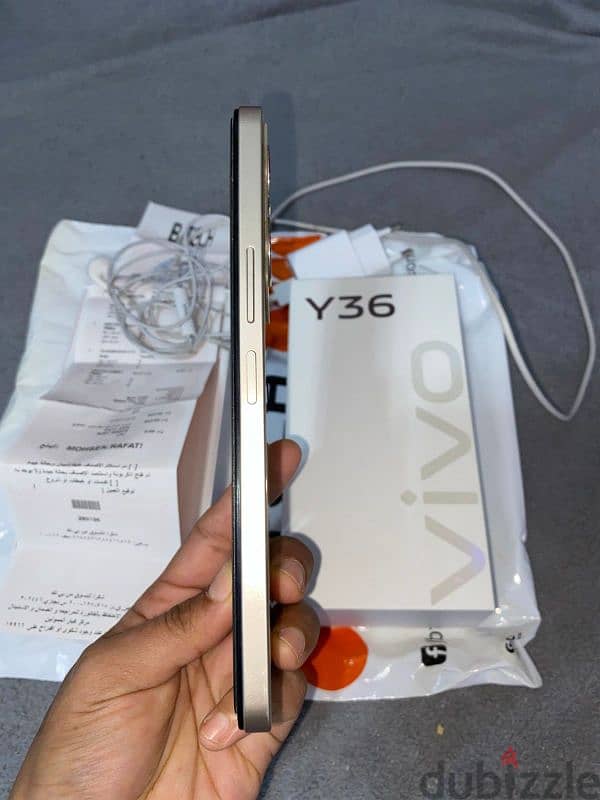 موبايل فيفو vivo y36كسر زيروبمشتملاته والكرتونه والشاحن الاصلي 3