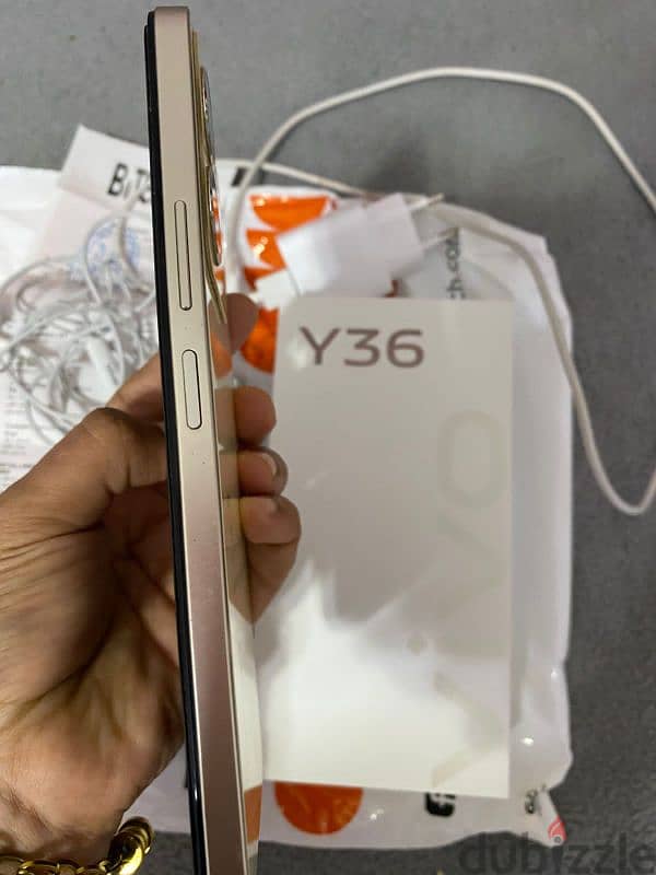 موبايل فيفو vivo y36كسر زيروبمشتملاته والكرتونه والشاحن الاصلي 7