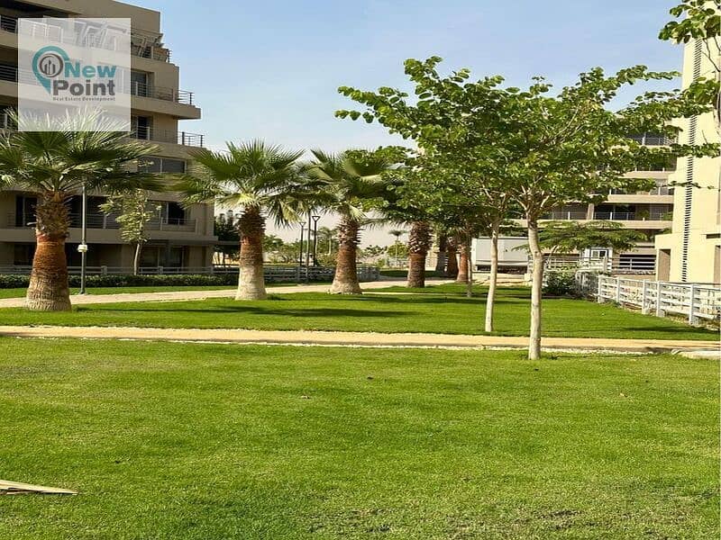 Fully finished apartment directly on the lagoon for sale in Palm Hills New Cairo with installments over 8 years 4