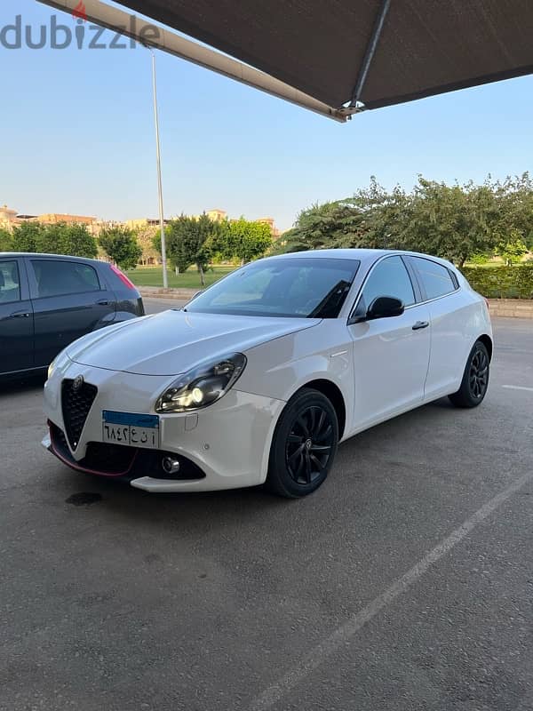 Alfa Romeo Giulietta 2020 1