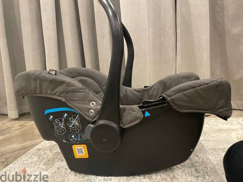 joie car seat 1