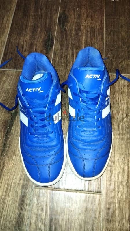 active shoes eur 44 الحالة ممتازه 1