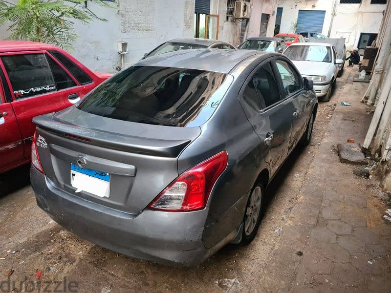 Nissan Sunny 2014 3