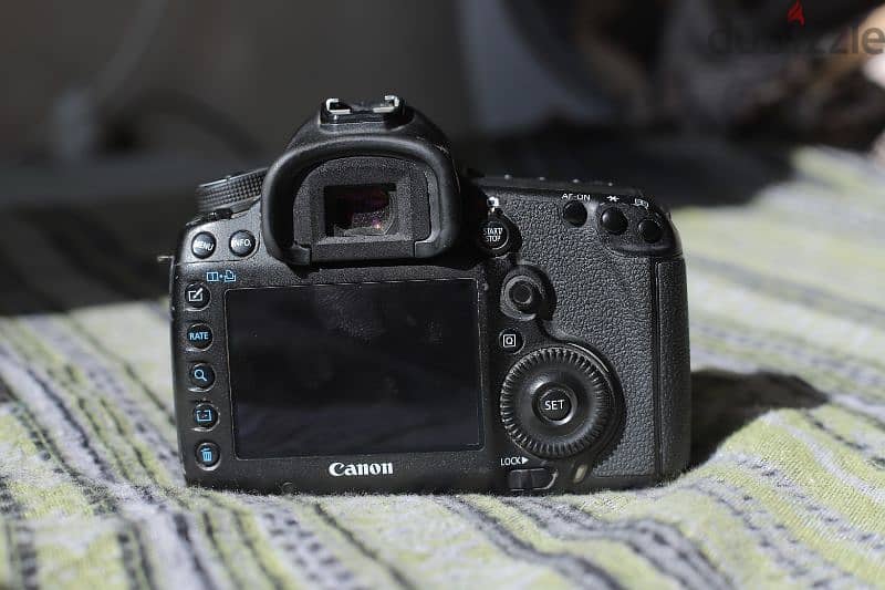 Canon 5D mark III 2