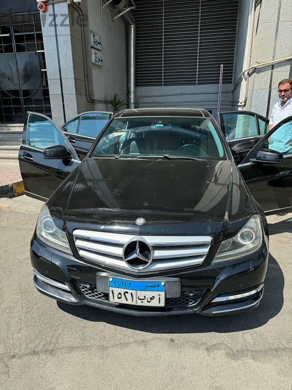 Mercedes-Benz C250 2012 2