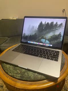 MacBook Pro 2017 touchbar 13 inch 0