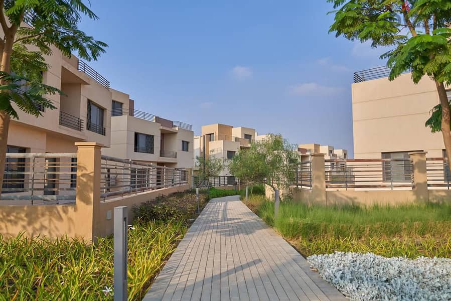 فيلا 238 متربيع كمبوند الما اكتوبر Villa for sale 0