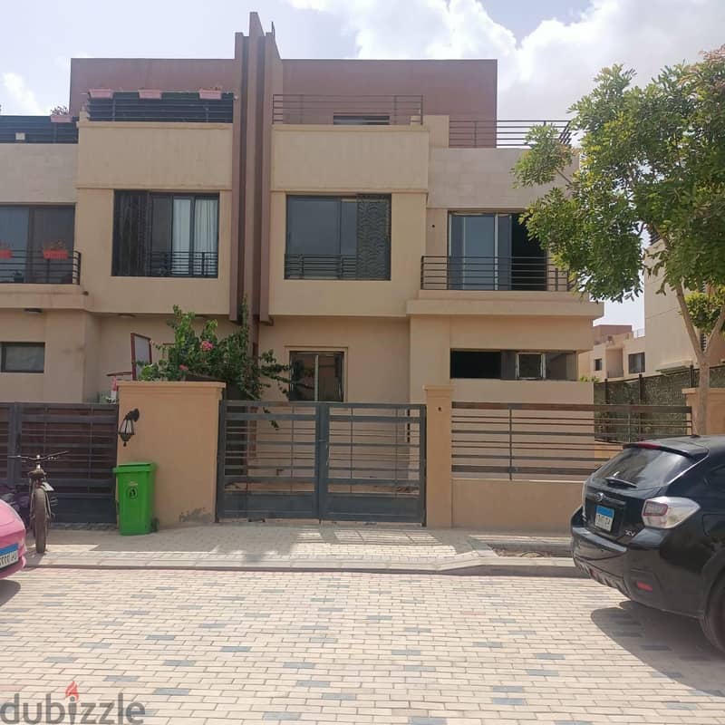 فيلا 238 متربيع كمبوند الما اكتوبر Villa for sale 1