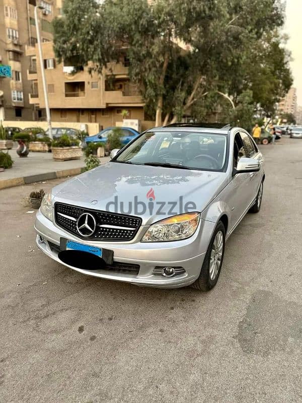 مرسيدس C200 بحالة ممتازة 8