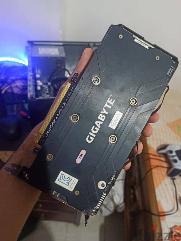 كيسه HP 600 G1 i5 (4690) اعلي بروسيسور جيل رابع + كارت RX470 gigabyte 9