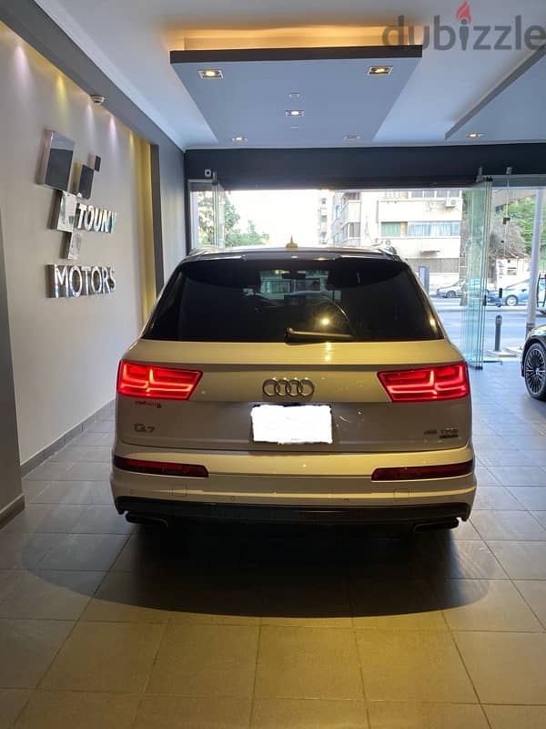 Audi Q7 2019 4