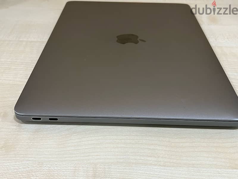 MacBook Pro i5 0