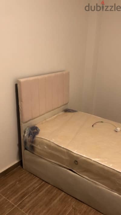 سرير Bed