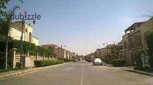 Villa for sale, twin house, in Greens Compound, Sheikh Zayed, building area 303 m, land area 360 m 1